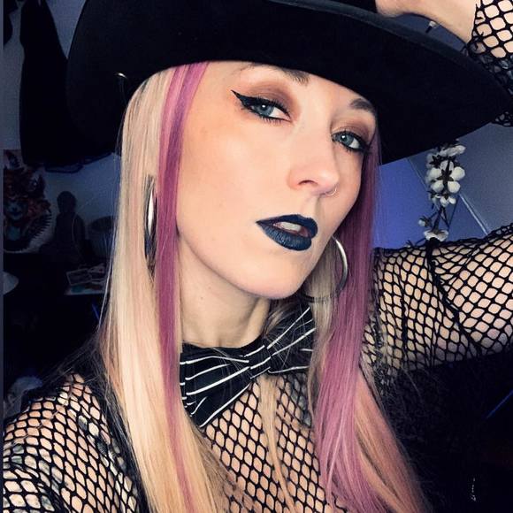 krissykhorn